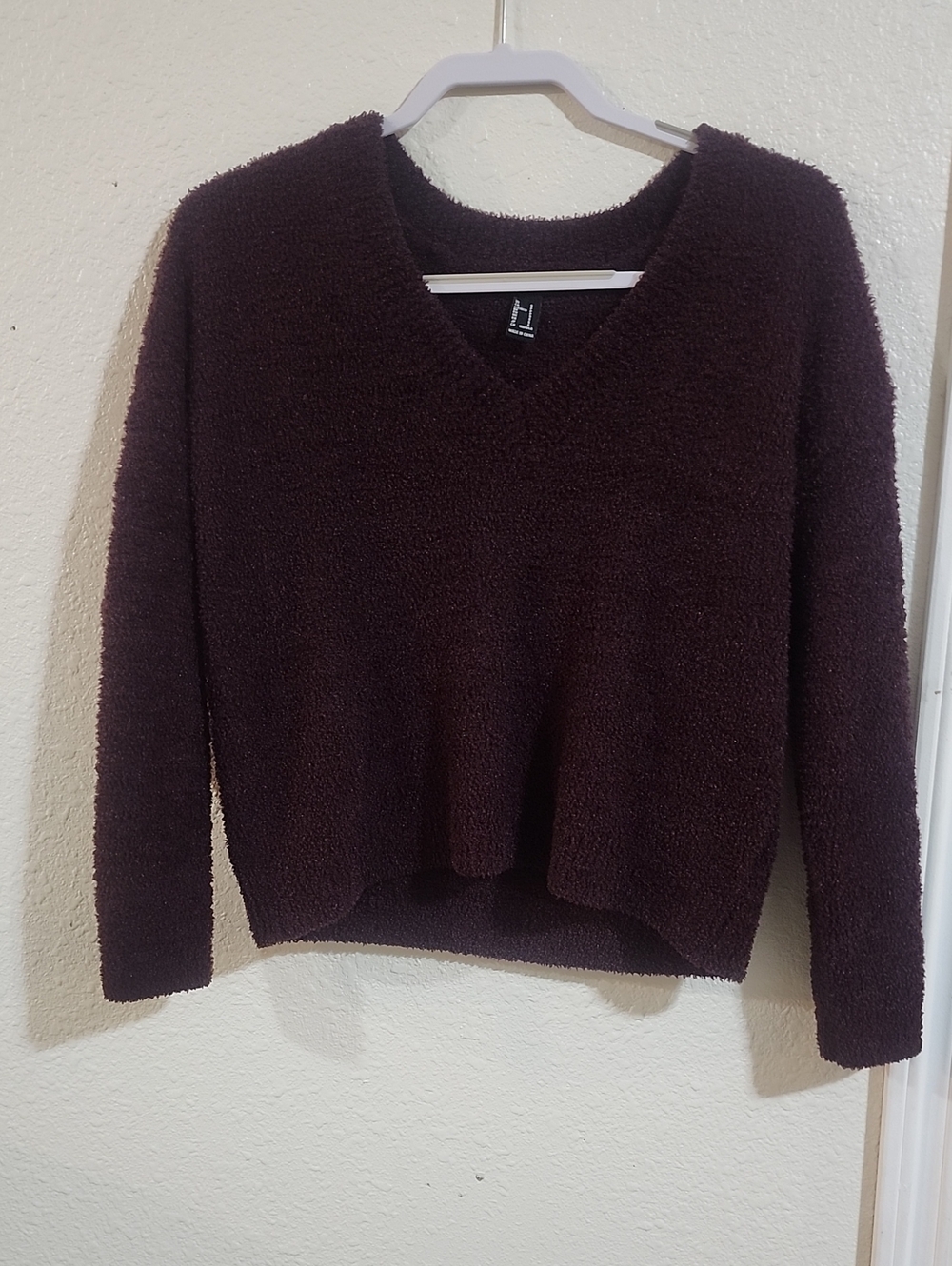 Forever 21 Women's V-Neck Fuzzy Sweater - Plum